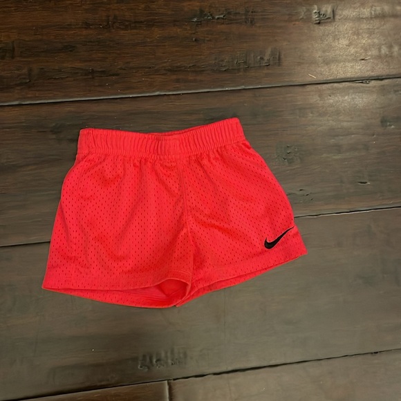 Nike little girl 4T package Deal Outfits Set - Picture 5 of 5